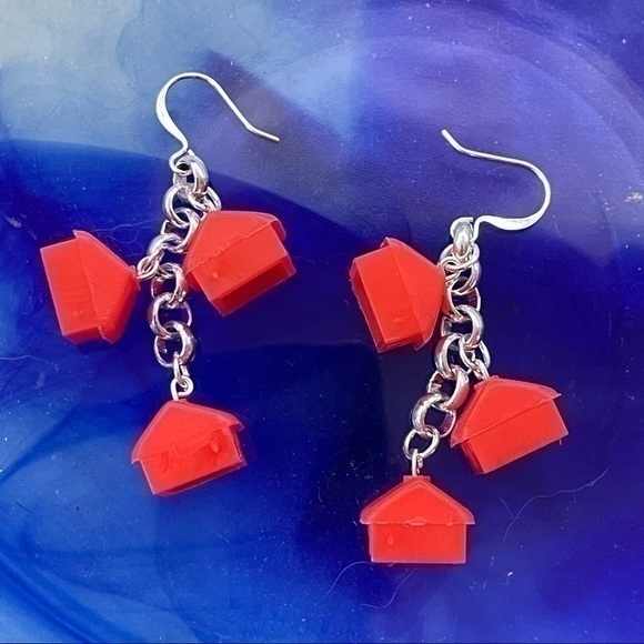 $10 SALE Handmade Red House Dangle Earrings 2.25” Retro Game Monopoly OOAK - Picture 1 of 4